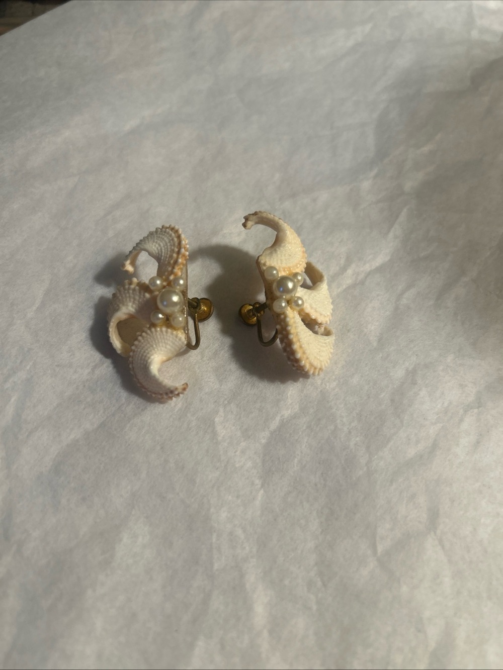 Vintage Seashell & Faux Pearl Screw Back Earrings